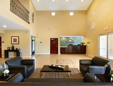 Days Inn By Wyndham Rockdale Texas Luaran gambar