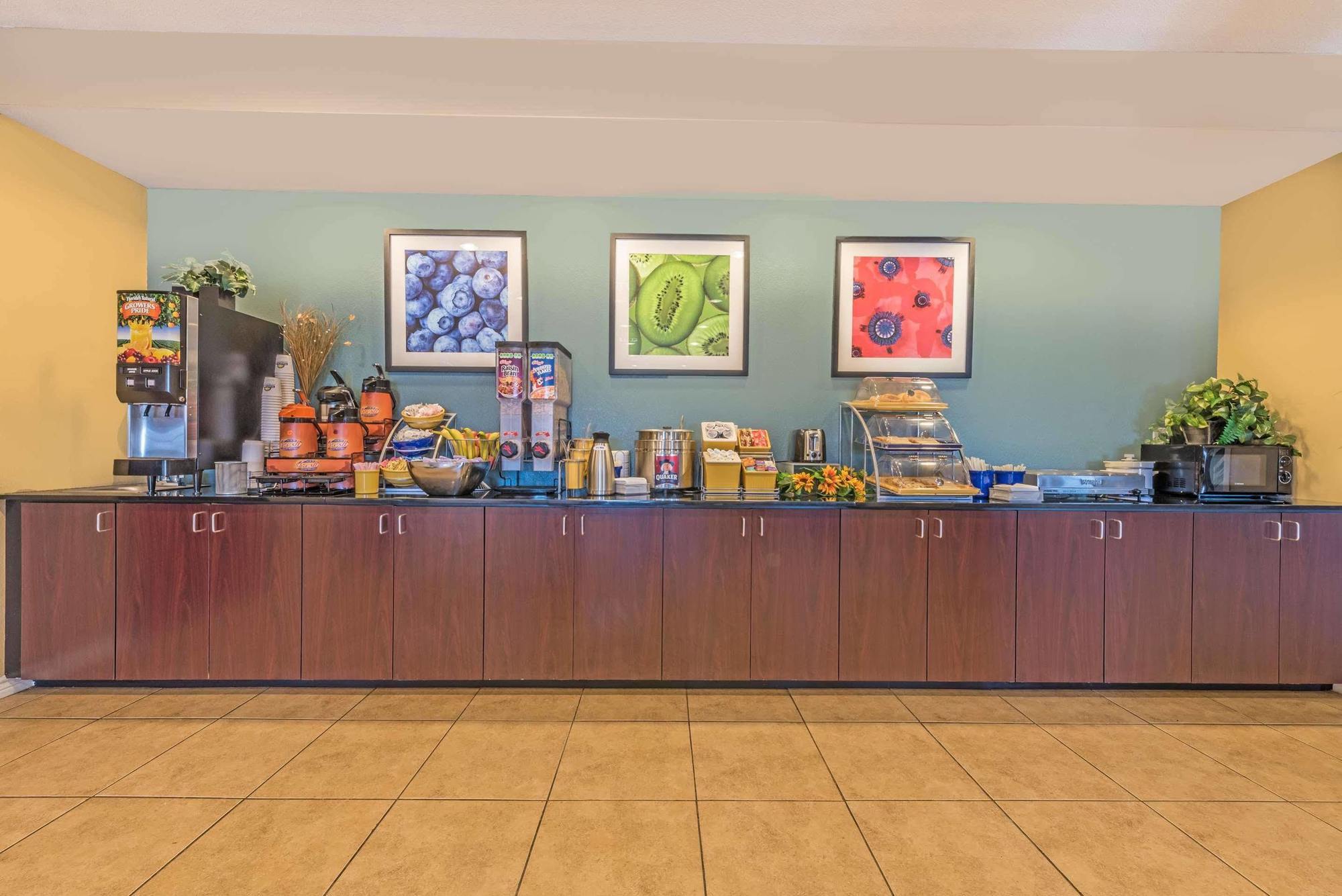 Days Inn By Wyndham Rockdale Texas Luaran gambar