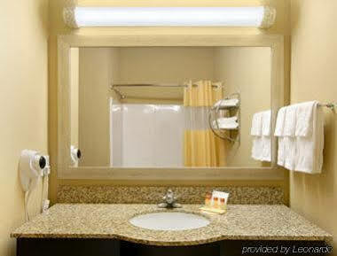 Days Inn By Wyndham Rockdale Texas Luaran gambar